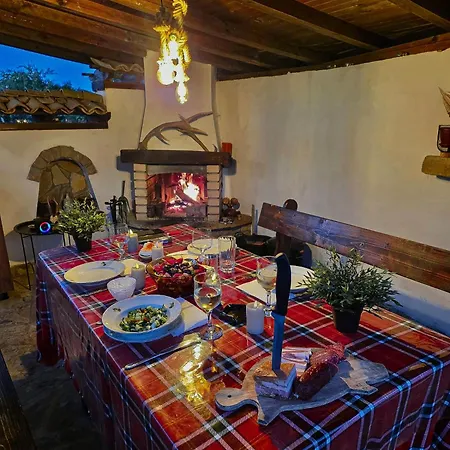 بيت للعطل Vintage House ايلينا